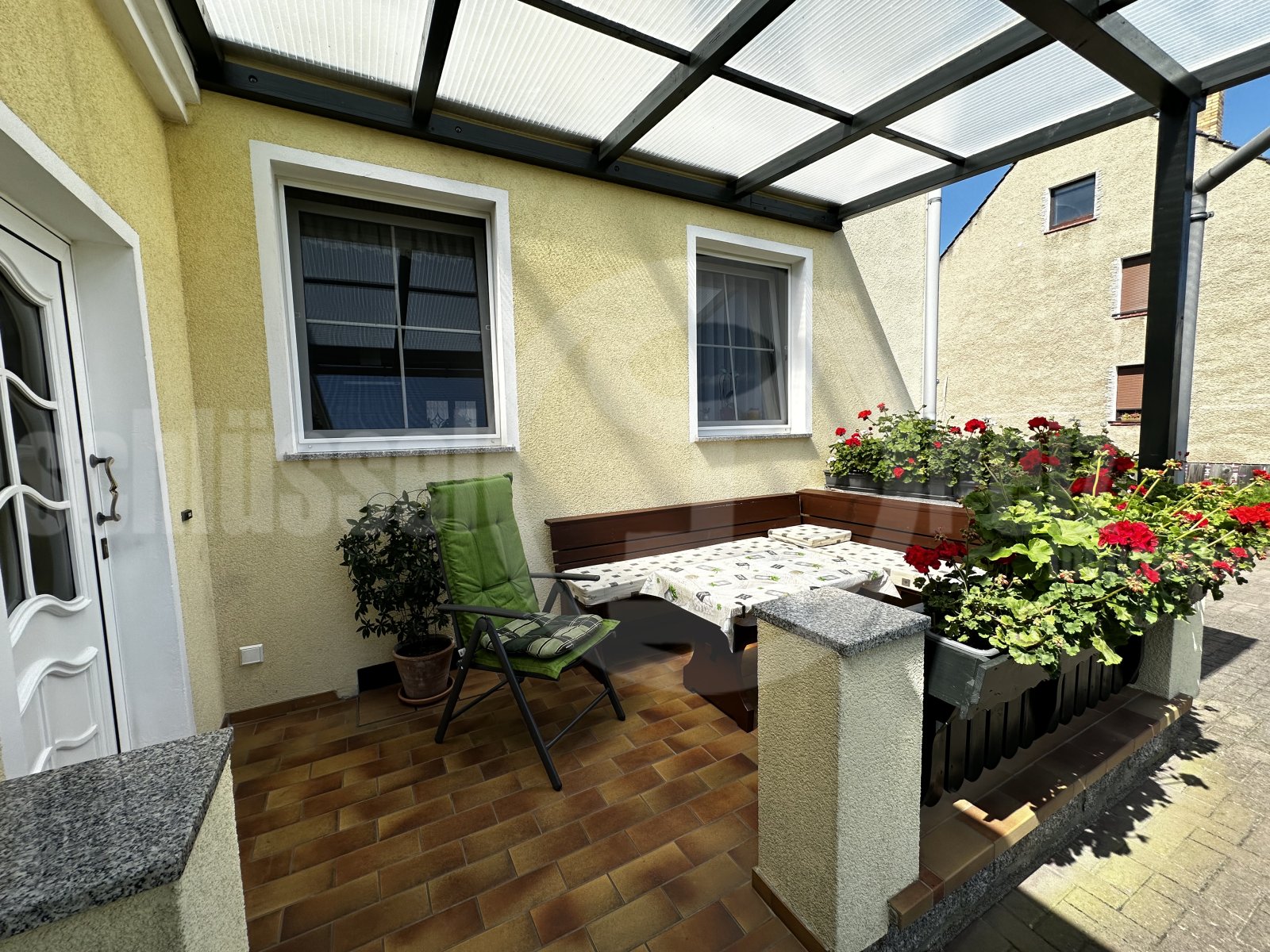 Terrasse am Haus